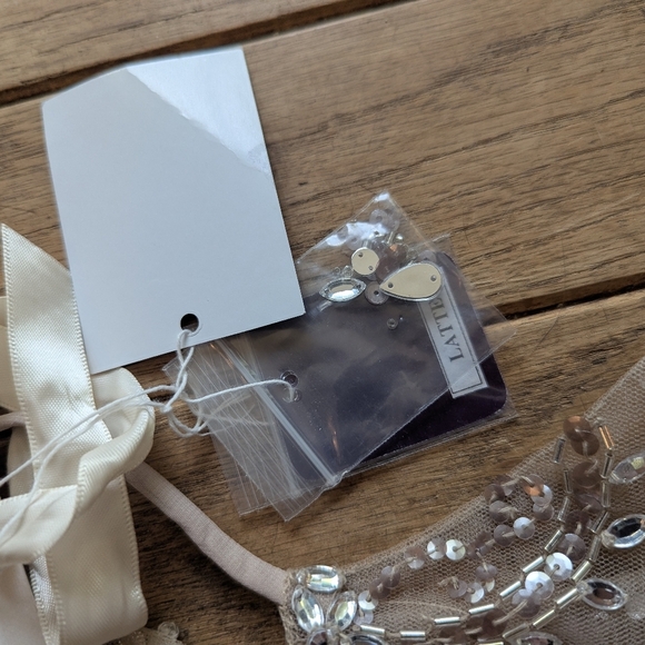 Morilee Madeline Gardner Beige And Silver Sequin Halter Mini Dress Size 4 - Picture 3 of 7